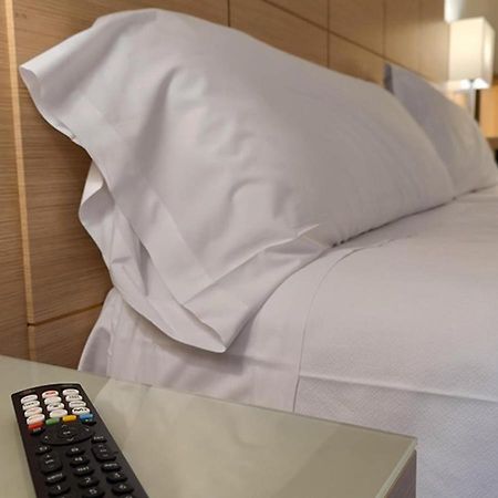 Hotel Condes De Haro Logroño Esterno foto