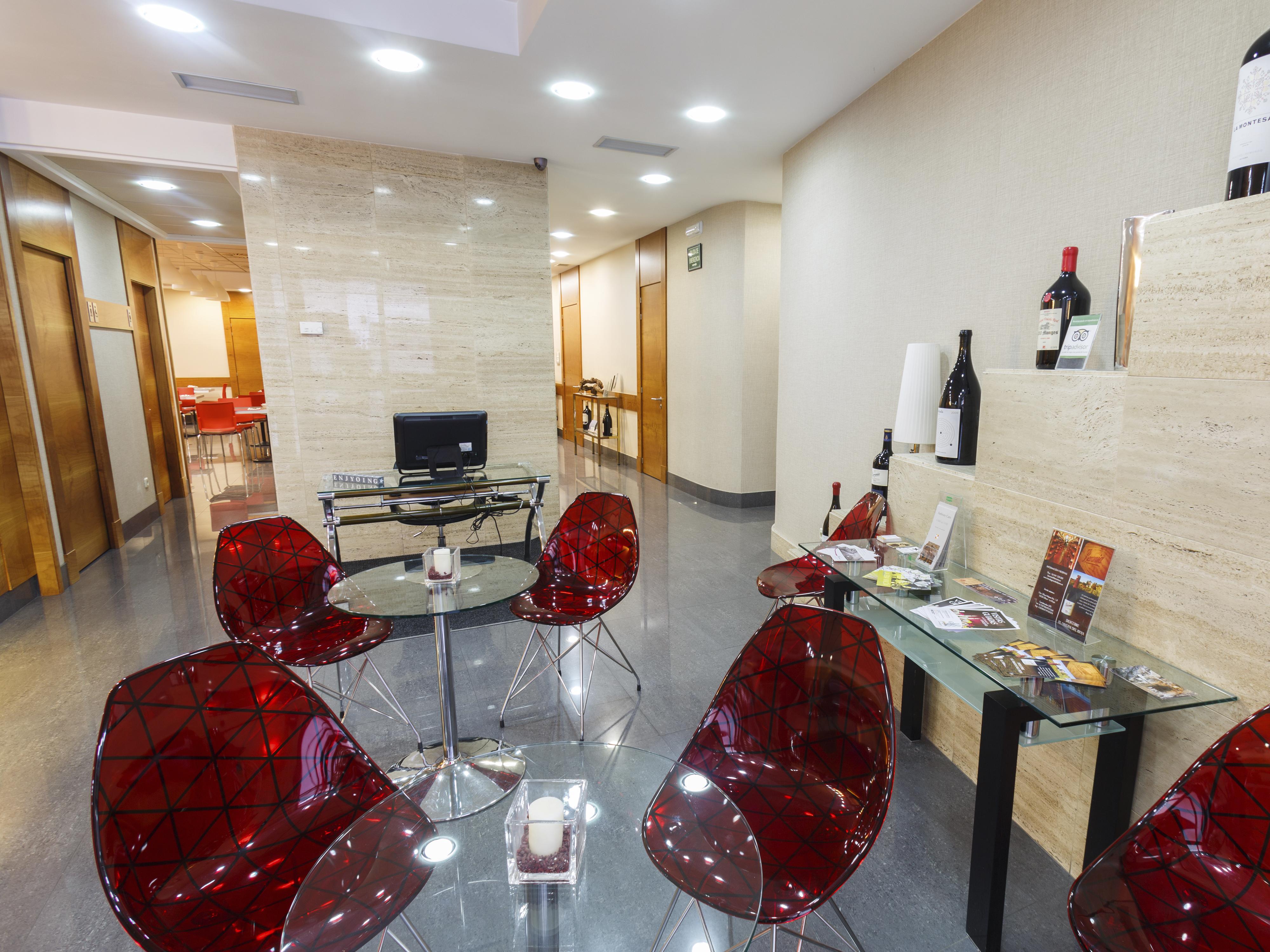 Hotel Condes De Haro Logroño Esterno foto