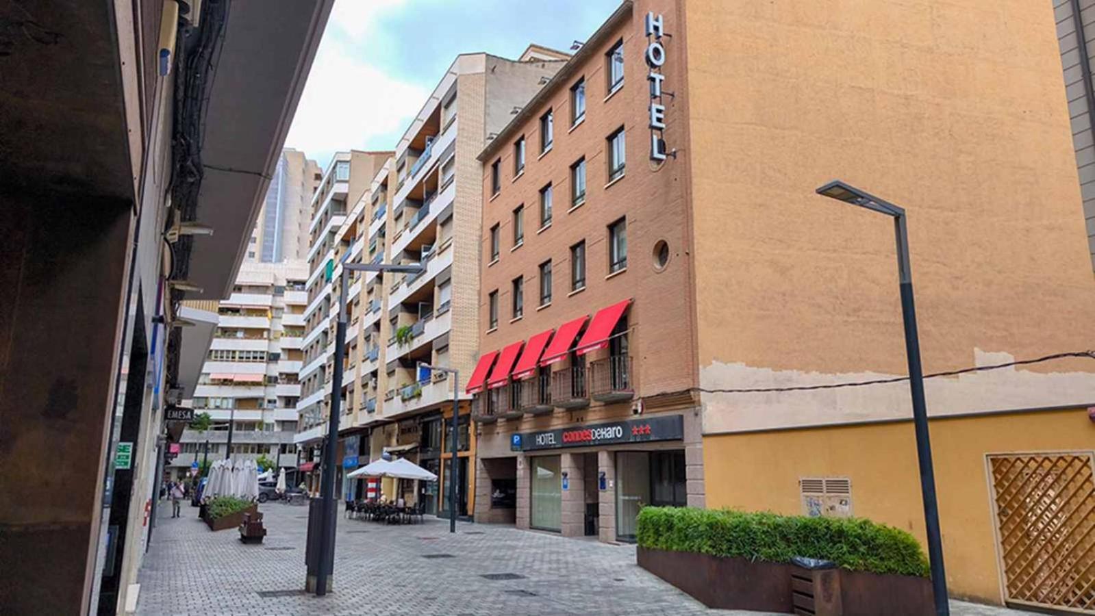 Hotel Condes De Haro Logroño Esterno foto