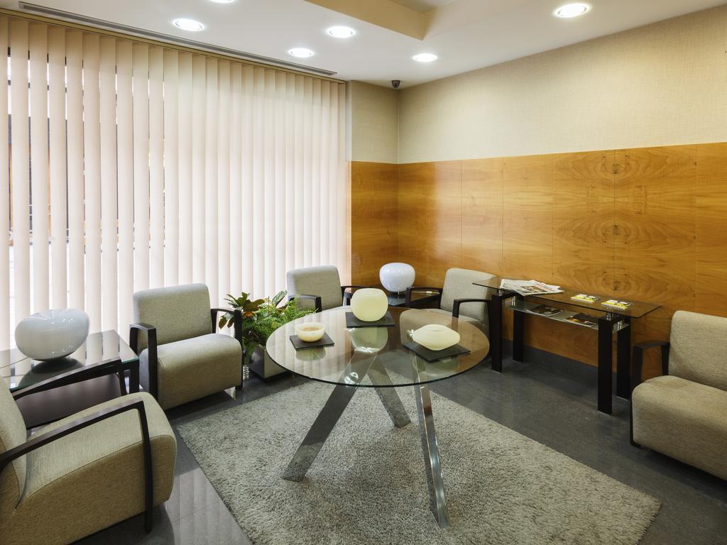 Hotel Condes De Haro Logroño Esterno foto